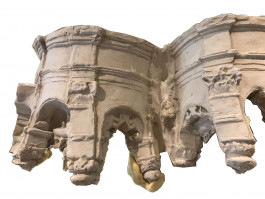 a detail of the installation by Michaela Sanson-Braun at Fontevraud Jeu de stratégie abstraite